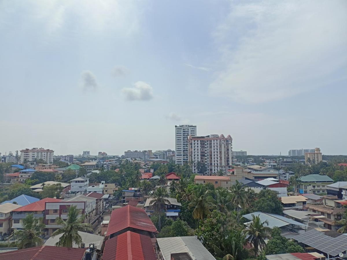 Presidency Kochi City Centre Екстер'єр фото