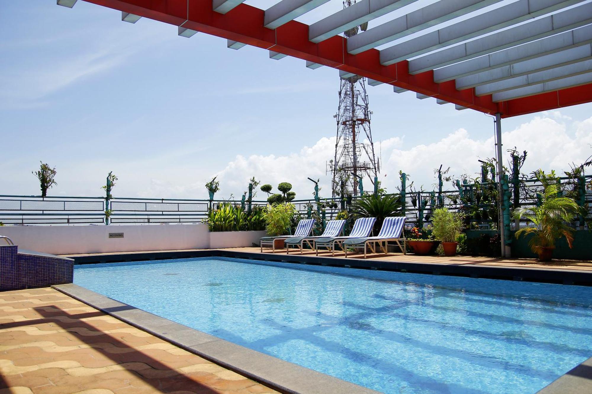 Presidency Kochi City Centre Екстер'єр фото