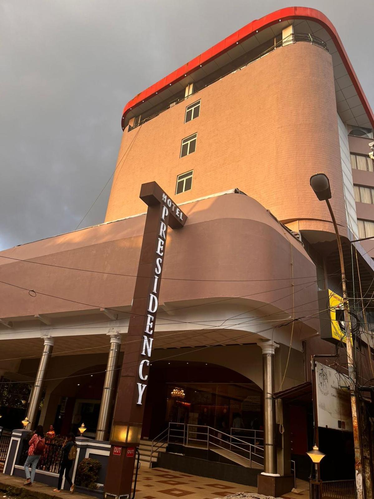 Presidency Kochi City Centre Екстер'єр фото